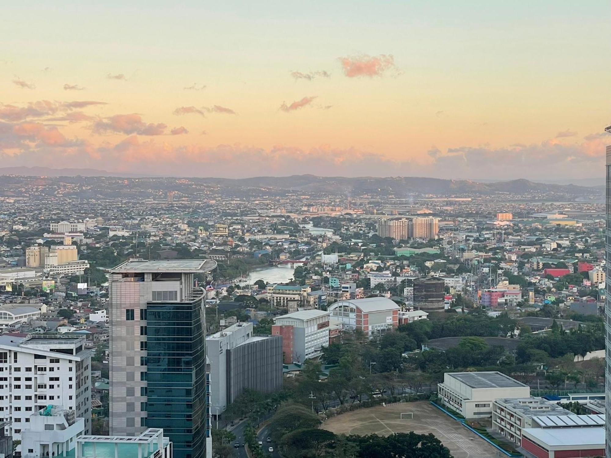 Uptown Parksuites Bgc Taguig Ngoại thất bức ảnh