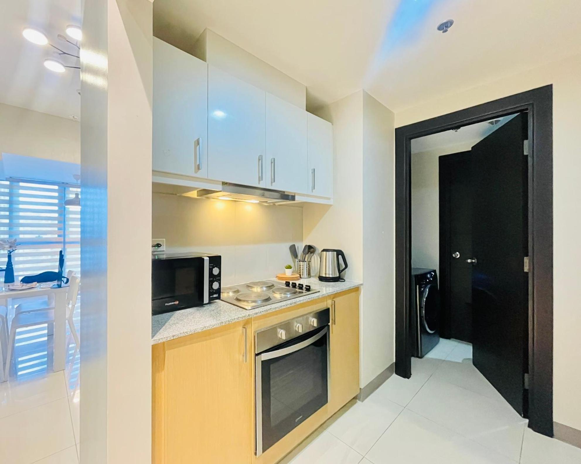 Uptown Parksuites Bgc Taguig Ngoại thất bức ảnh
